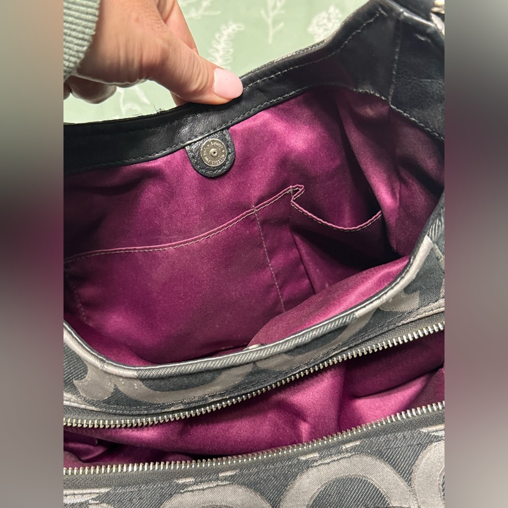 Coach Black and Gray Patterned Shoulder Bag - Picture 5 of 7